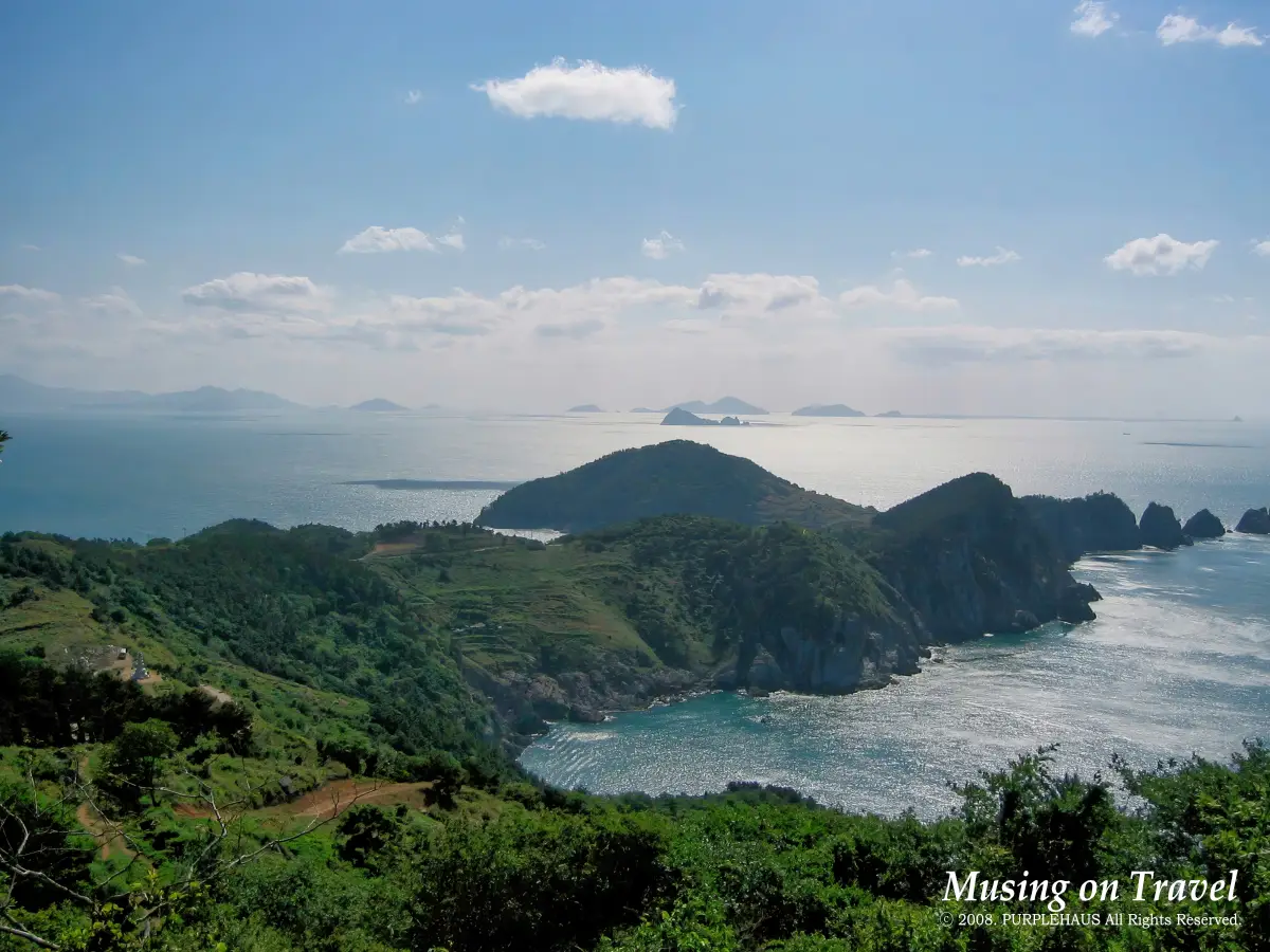 통영 연화도 탐방: 연화사와 용머리바위